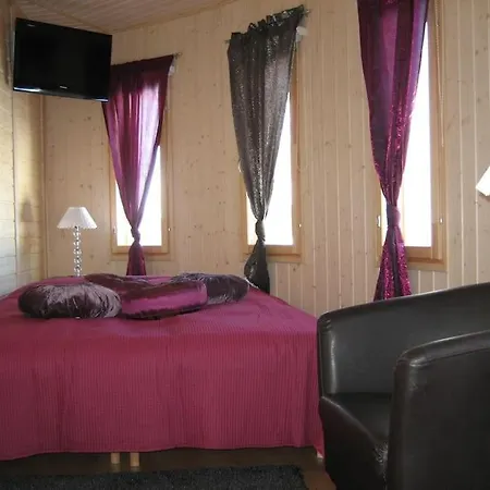 Muu, Laatulomat Apartment